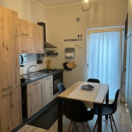 Apartament Tom & Ros House