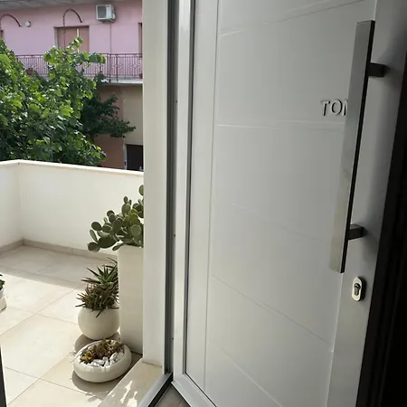 Tom & Ros House Apartament Casarano