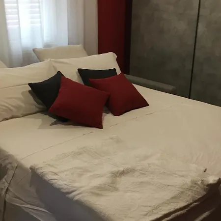 Tom & Ros House * 卡萨拉诺