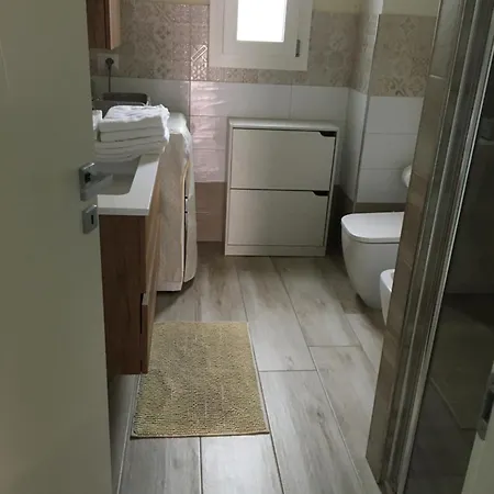Tom & Ros House * 卡萨拉诺